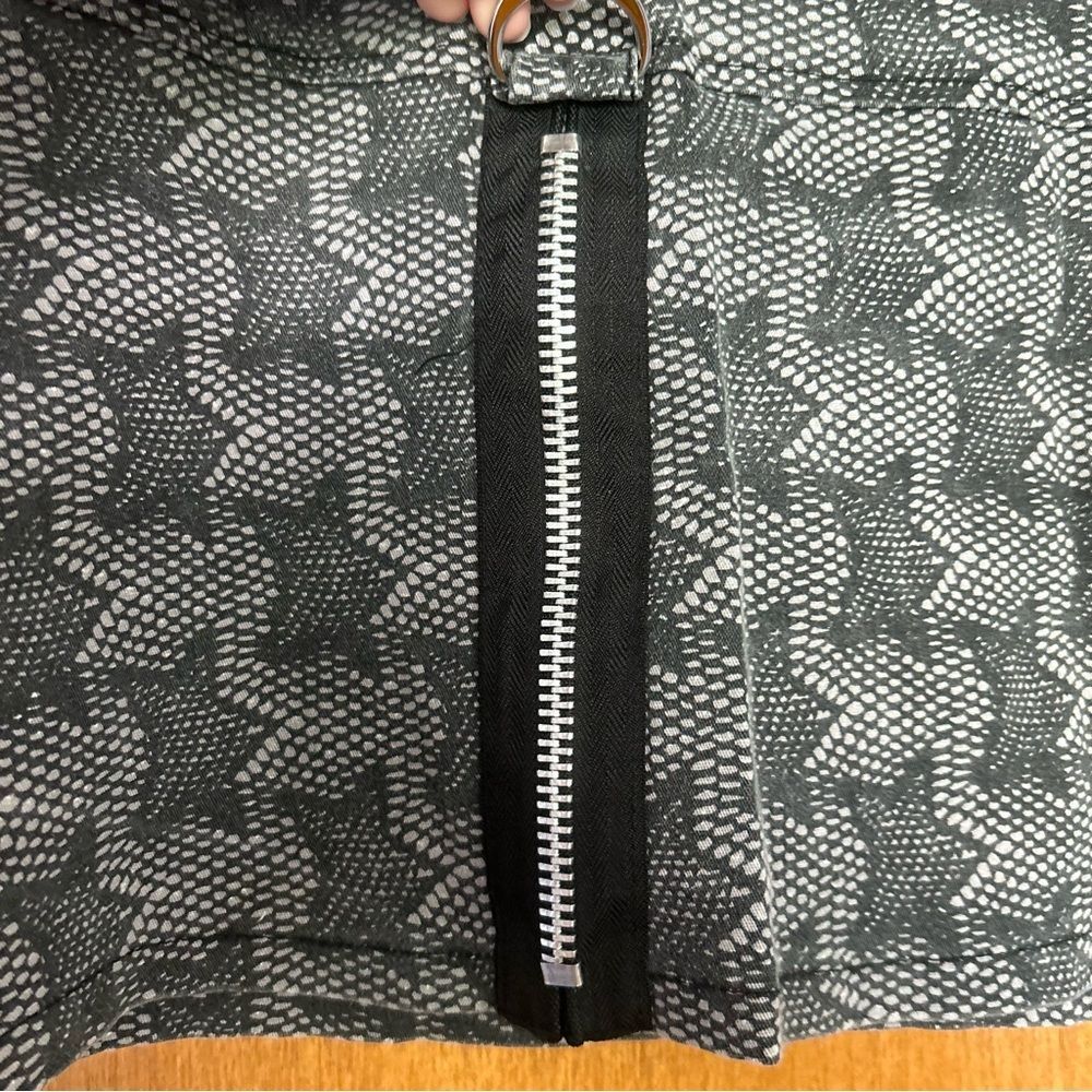 Tripp NYC Black & Grey Star Zipper Micro Skirt Goth Y2K Size XXL - Picture 10 of 12